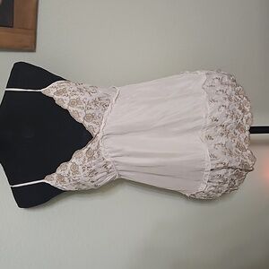 Guess Embroidered Top